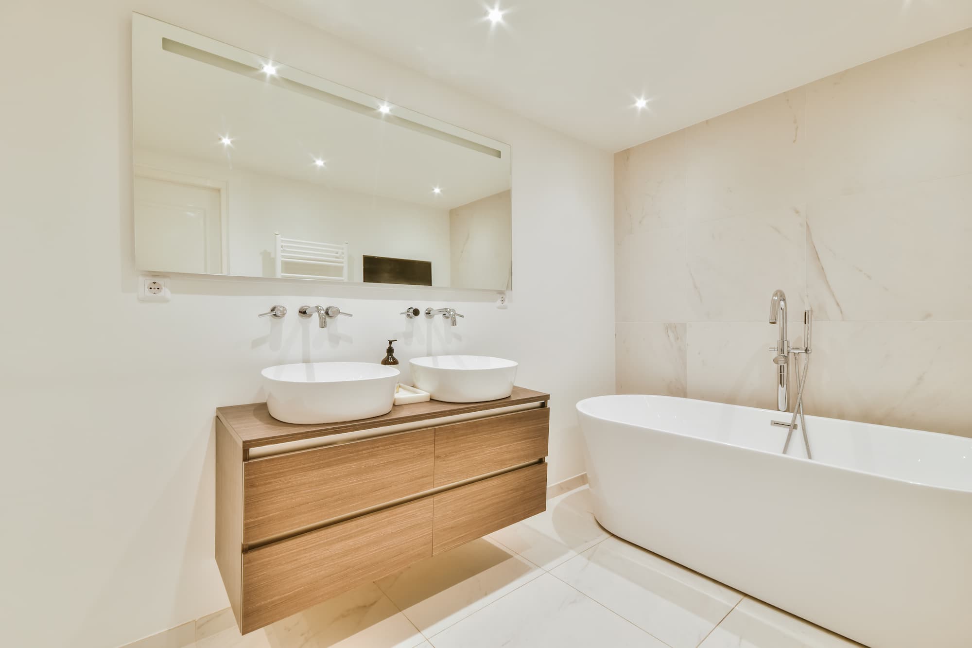 INSTALLATION_SALLE_DE_BAIN_CLE_EN_MAIN_1 | Etc Carrelage Quel entretien et nettoyage pour du carrelage ? Belfort